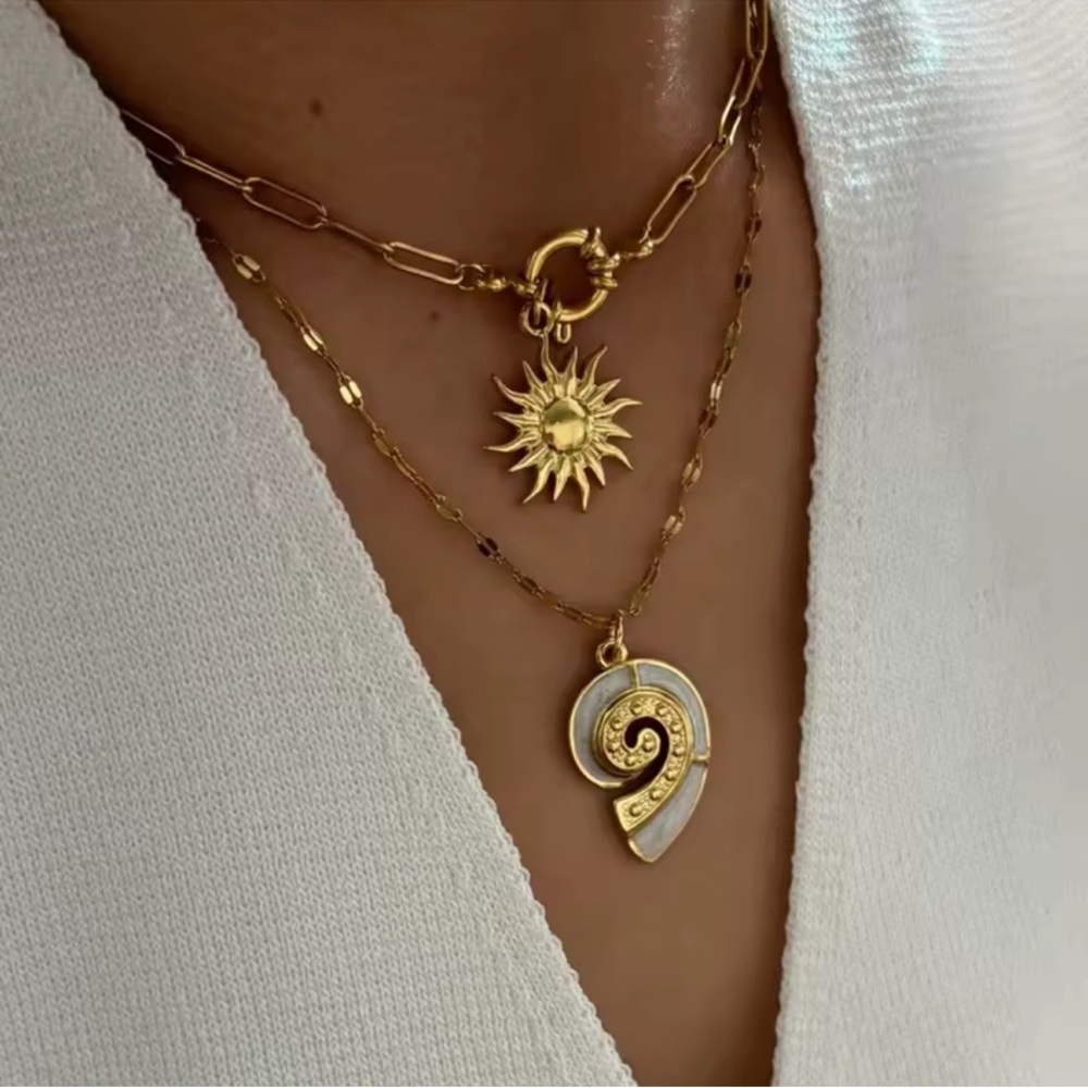 18K Gold Sun + Shell Necklace | Stainless Steel Chain | Waterproof